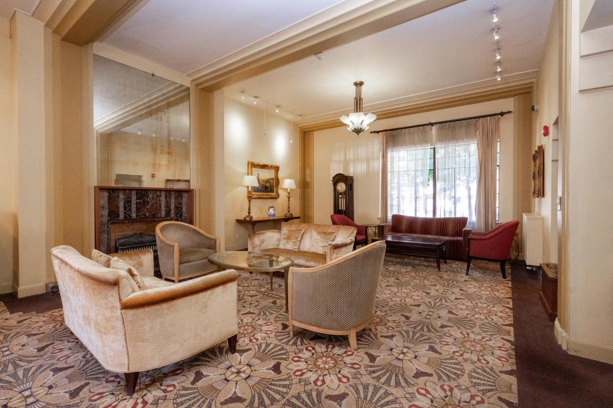 The Baroness Hotel Сиэтл Экстерьер фото
