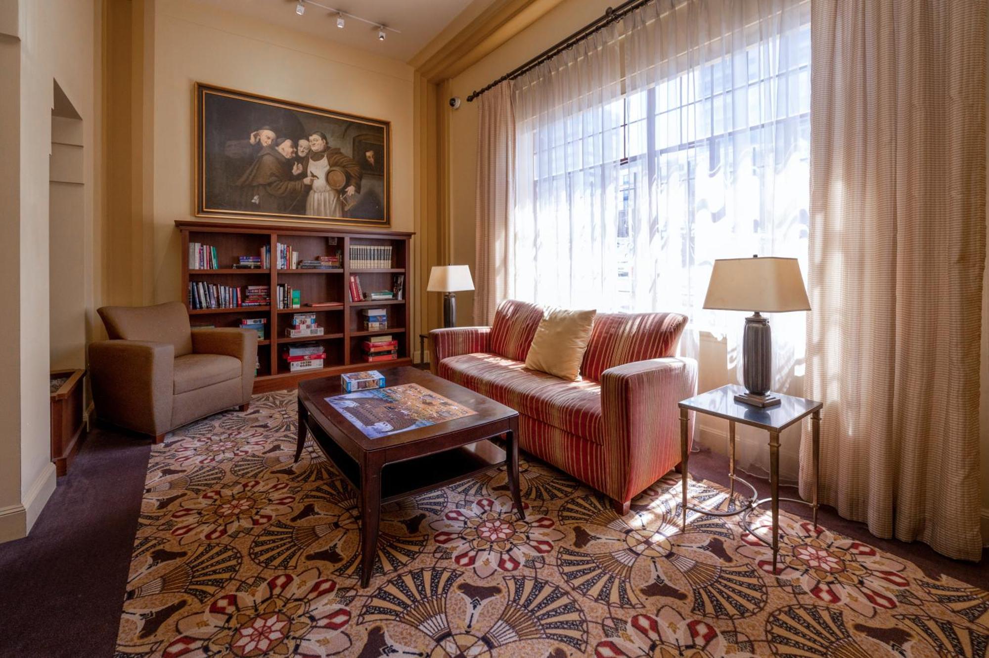 The Baroness Hotel Сиэтл Экстерьер фото